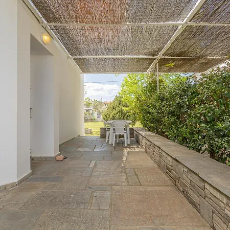 Andromeda House * Pefkochori